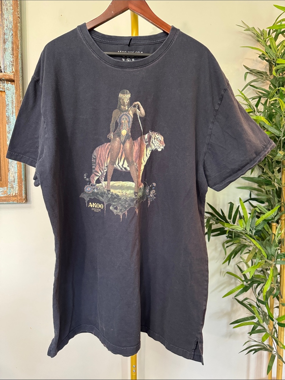 Akoo Black Short-Sleeve Tee with Tiger Graphic